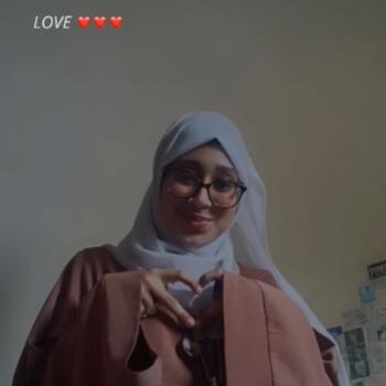 Babysitter Leeds: Alia