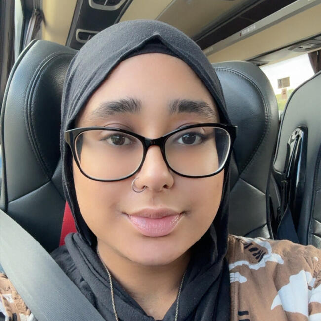 Babysitter in Leeds: Alia
