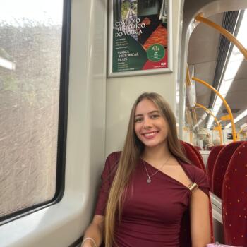 Babysitter em Maia: Angélica