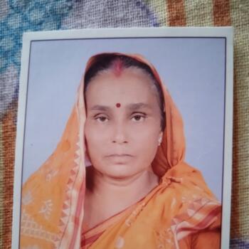 अहमदाबाद में बेबीसिटर: Sangita