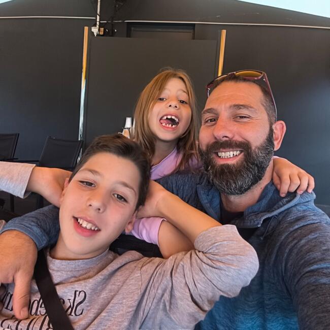 Δουλειά για babysitter στην περιοχή Κοζάνη: Thanasis