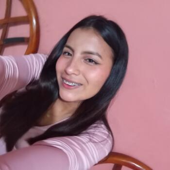 Babysitter in La Libertad: Naomi