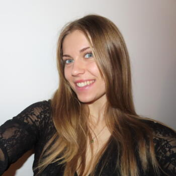 Babysitter in Lambesc: Angèle