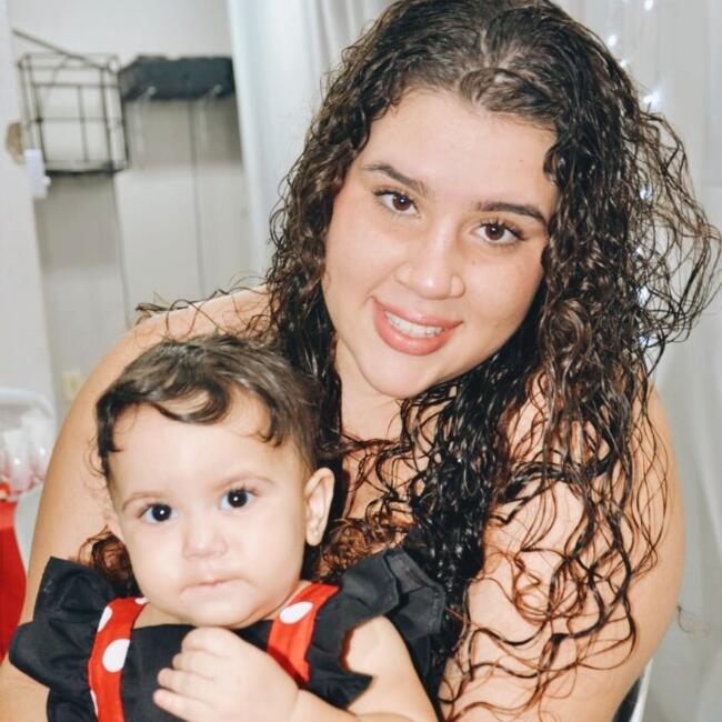 Babysitter in Governador Valadares: Stheyce