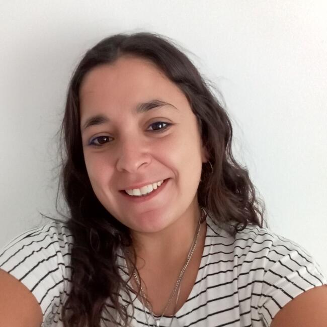 Canguro en Sevilla: Milagros Belén