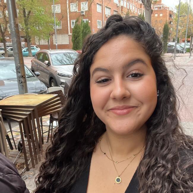 Babysitter in Madrid: Inas