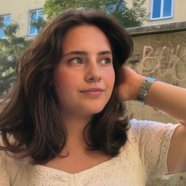 Babysitter in Nuremberg: Roudayna