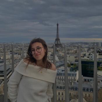 Babysitter in La Rochelle: Mailys