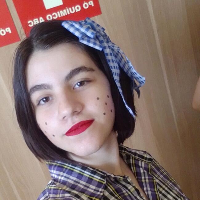 Babá em Tupã: Bianca