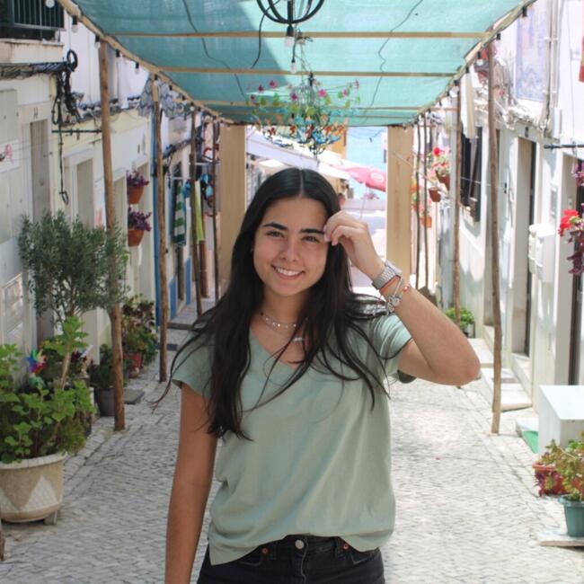 Babysitter in Oeiras: Carolina