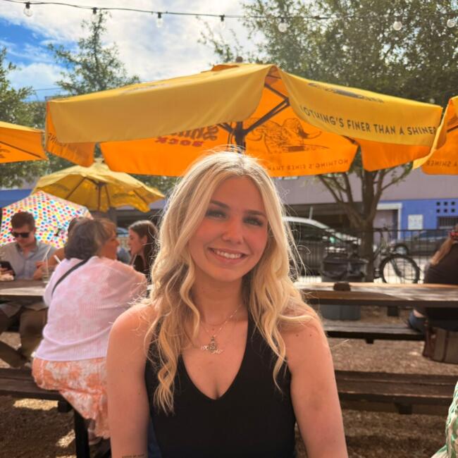 Nanny in Denton: Kenzie