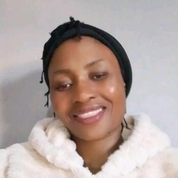 Babysitter in Cape Town: Rosbert