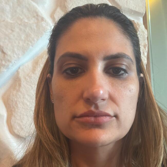 Emprego de babá em Ribeirão Preto: Manuela