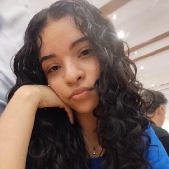 Babysitter Juiz de Fora: Rayanne