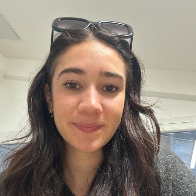 Babysitter in Nice: Océane