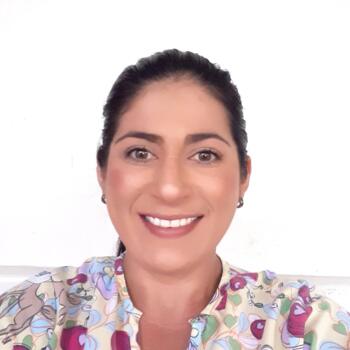 Niñera en Escazú: Candy