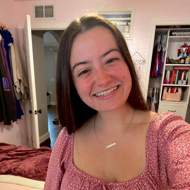 Babysitter in Ocala: Macenzie