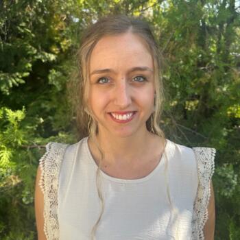 Babysitting job in Kulcs: babysitting job Szandi