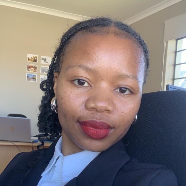 Babysitter in Knysna: Buhlebenkosi