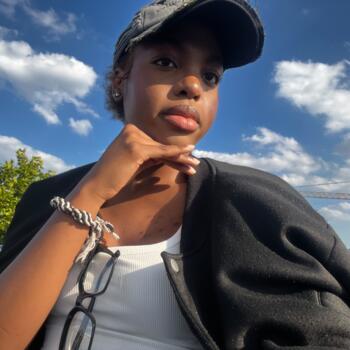 Babysitter in Liedekerke: Shyrel