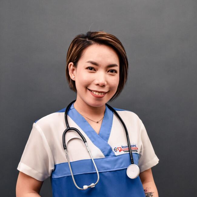 충주에 있는 베이비시터: Rossana