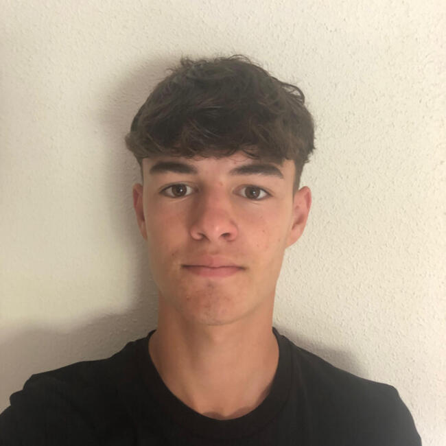 Canguro en Alhaurín de la Torre: Daniel