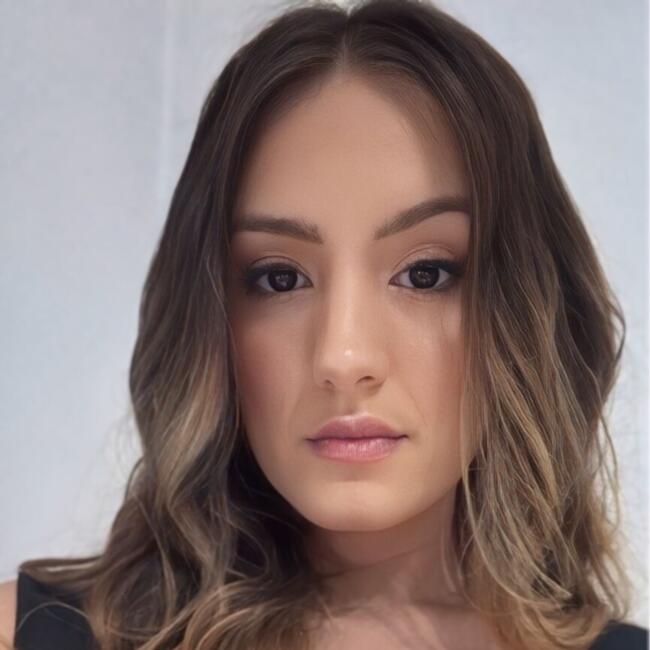 Babysitting job in Umuarama: Bruna