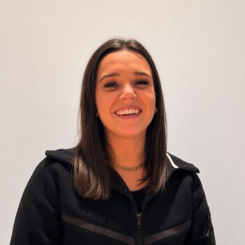 Babysitter in Saint-Philibert: Elina