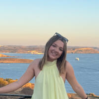 Leonie