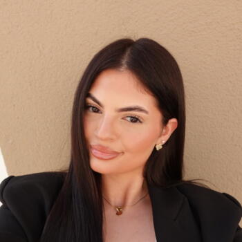 Babysitter in Pliening: Lorena