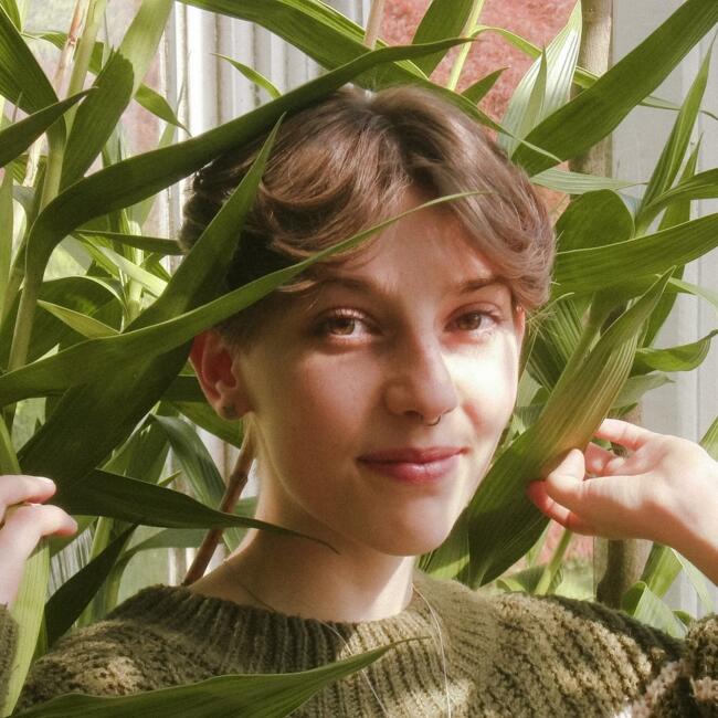 Babysitter in Wellesley: Rhiannon