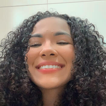 Babysitter Taubaté: Luana