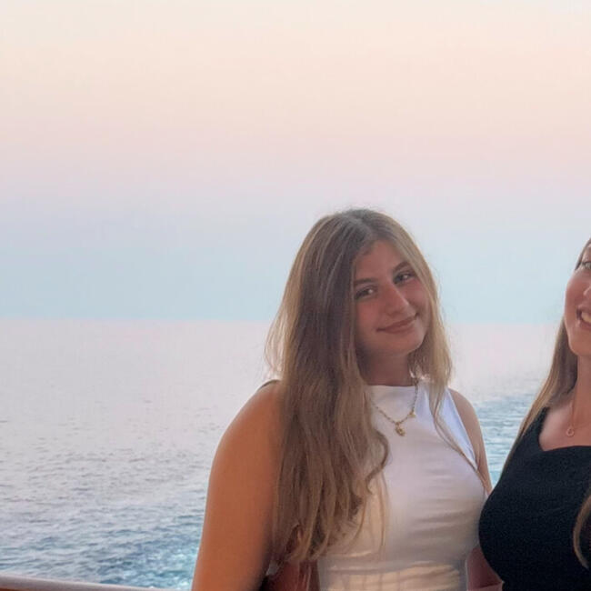 Babysitter in Dilbeek: Lucía