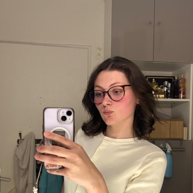 Babysitter in Sainte-Savine: Manon