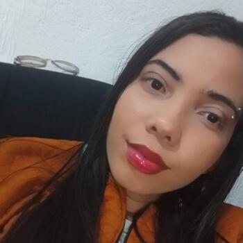 Babysitter in Vila Velha: Sara Anjos dos Santos