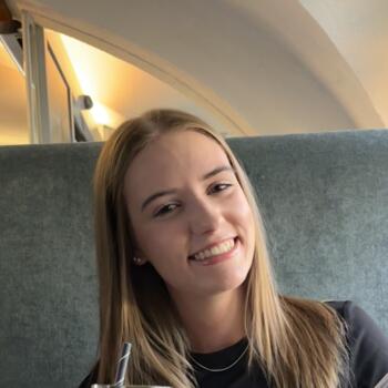 Babysitter in Körmend: Lídia