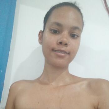 Babá em São Gonçalo (São Gonçalo): Yasmim