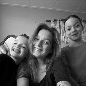 Babysitting job in Harlingen: babysitting job Lois