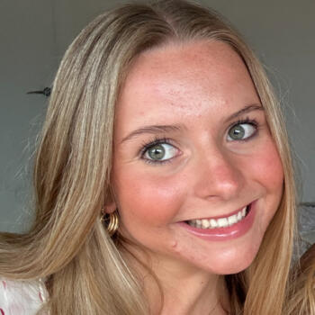 Babysitter in Sydney: Ellie