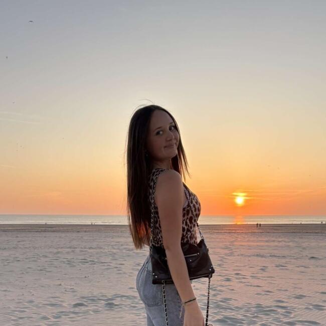 Babysitter in Neuilly-en-Thelle: Lana