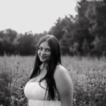 Babysitter in Mount Horeb: Rae