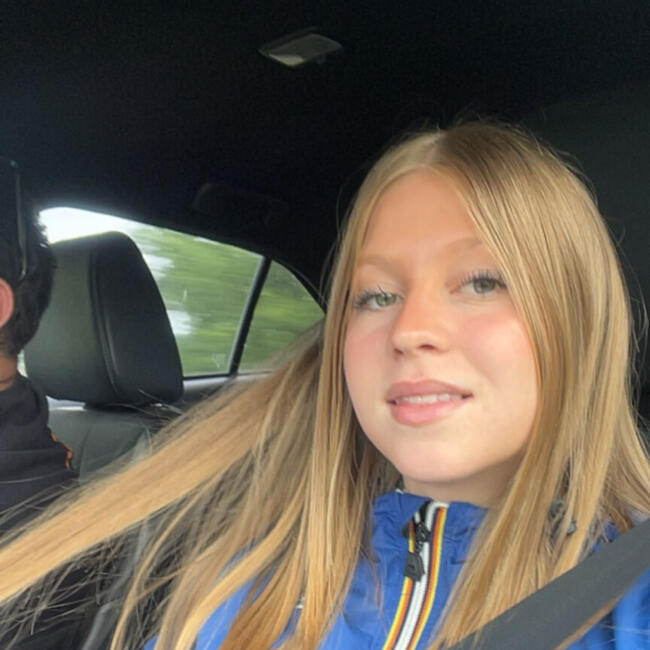 Babysitter in Pujols: Agata