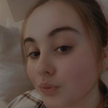 Babysitter in London: Rhianon