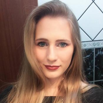 Babysitter em Faro: Flávia
