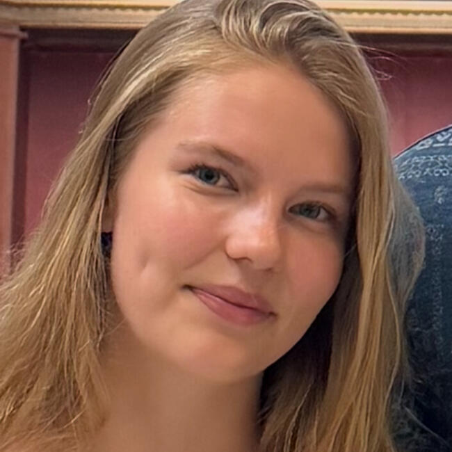 Babysitter in Toulouse: Martha