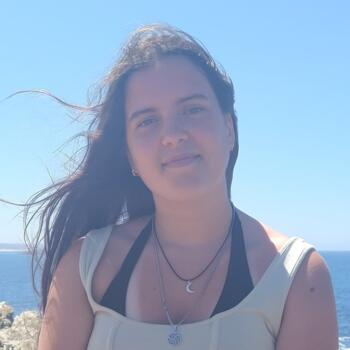 Babysitter em Canelas: Beatriz