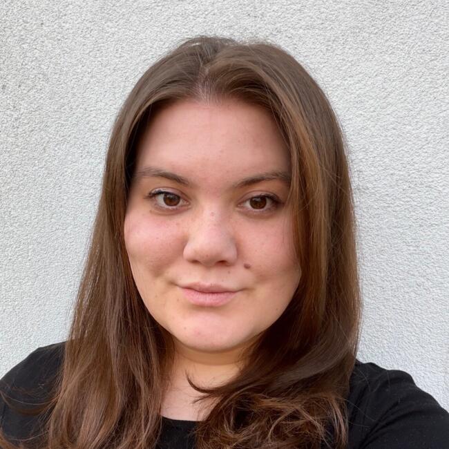 Babysitter in Székesfehérvár: Emese