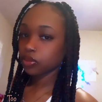 Babysitter in Jacksonville: Shadiamond