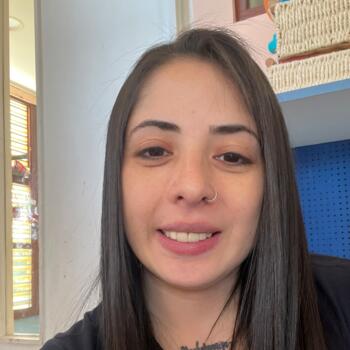 Babysitter Santiago: Jade victoria
