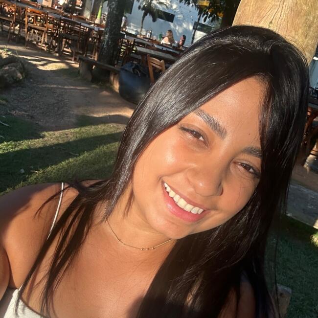 Babá em Florianópolis: Natalia